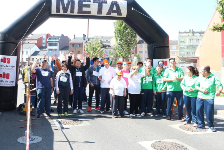 Participamos en la VIII edición de la Carrera Solidaria del Colegio Cervantes